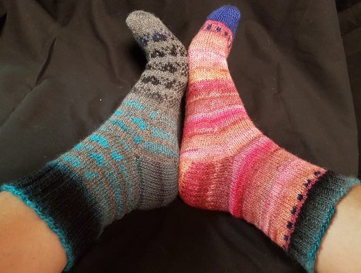chaussettes multicolores commencées par le haut avec talon tourné Atelier tricot chaussettes 2
